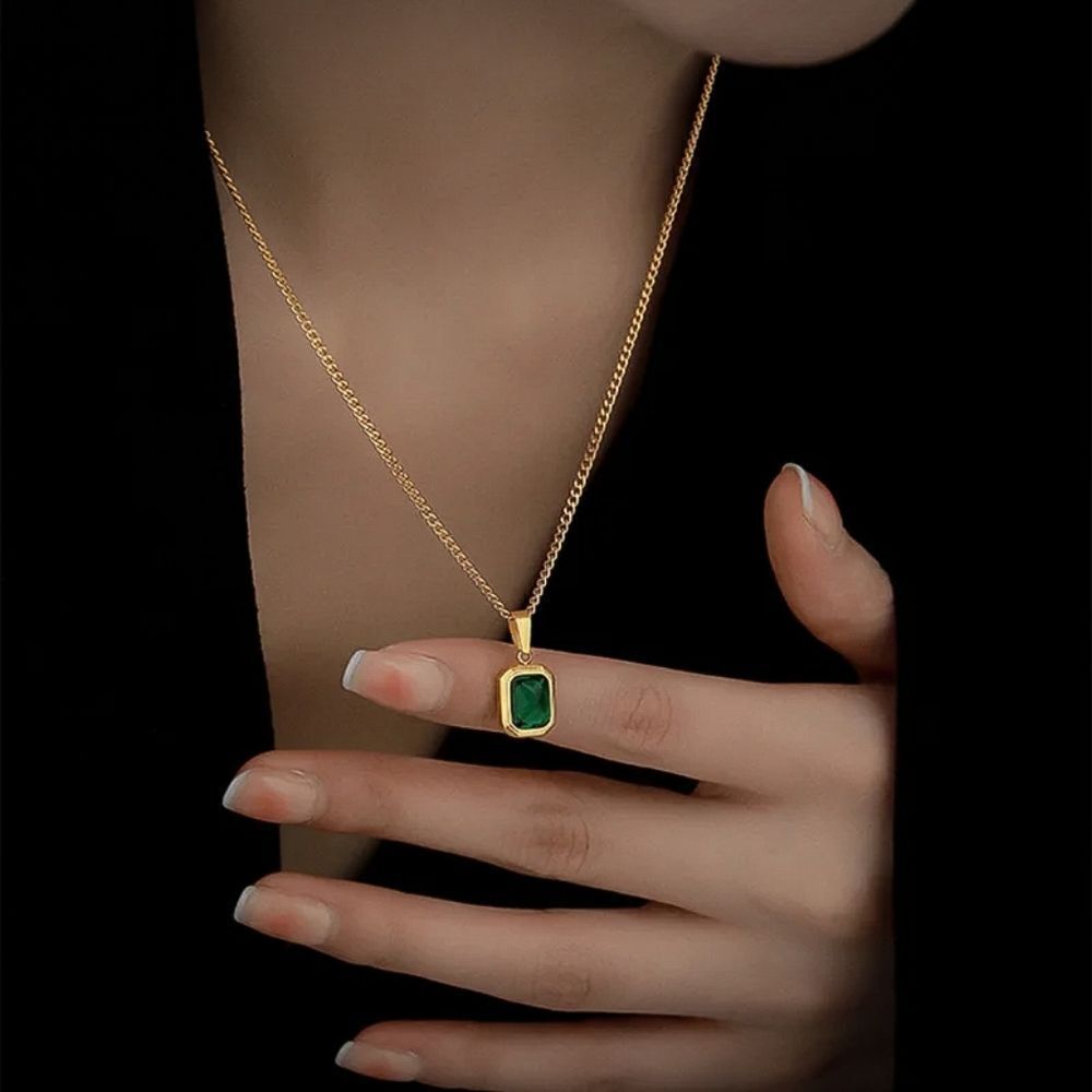 Fashion Gold Green Pendant Necklace